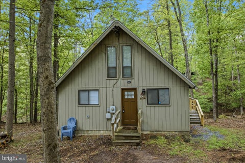 Homes For Sale - 82 Chippewa Trail<br/> HEDGESVILLE, WV 25427