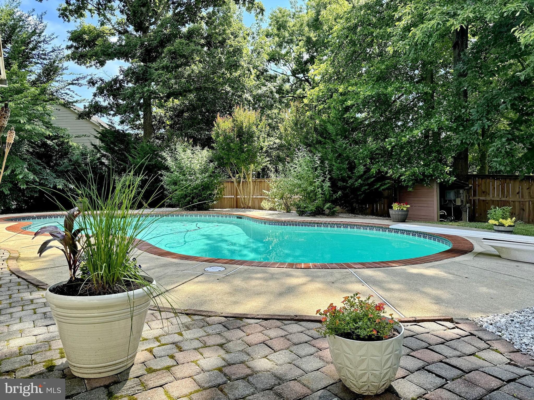 KINGS GRANT LA PLATA - Residential