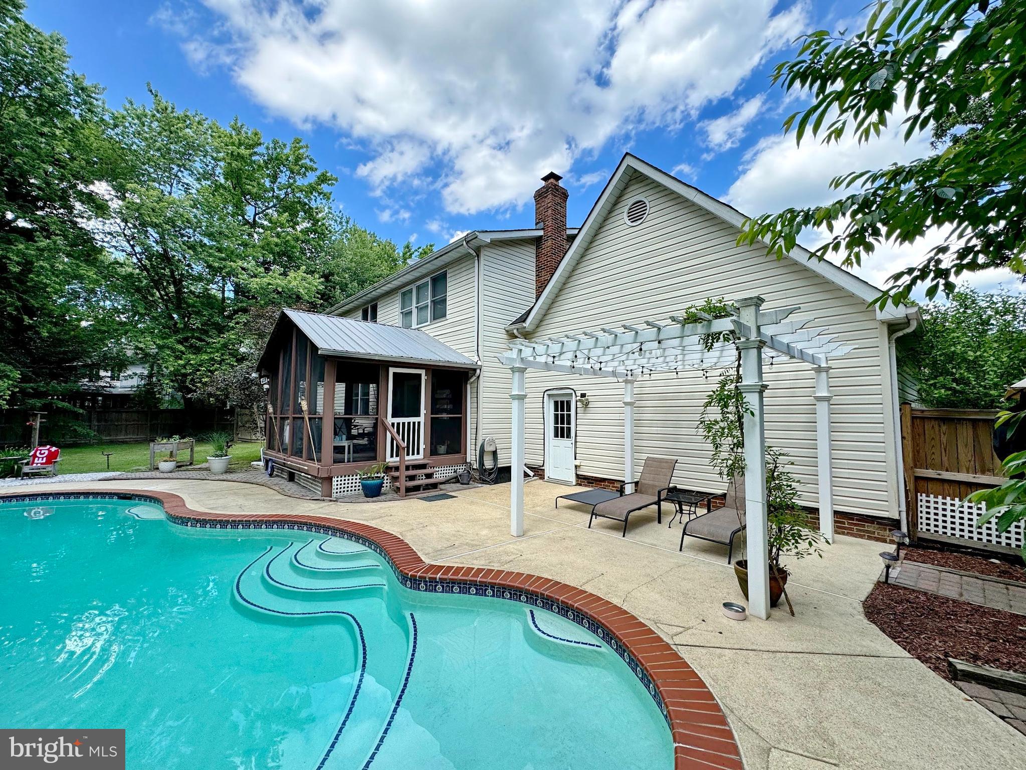 KINGS GRANT LA PLATA - Residential