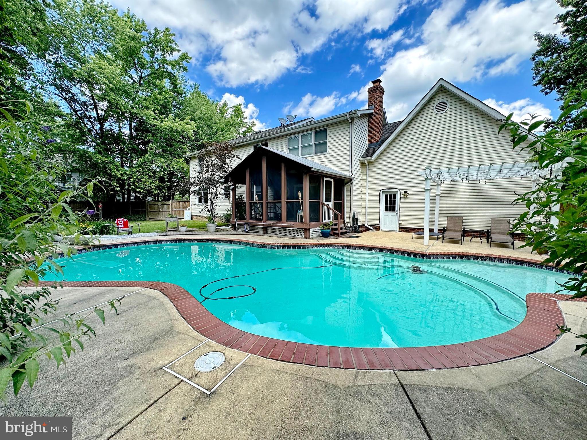 KINGS GRANT LA PLATA - Residential