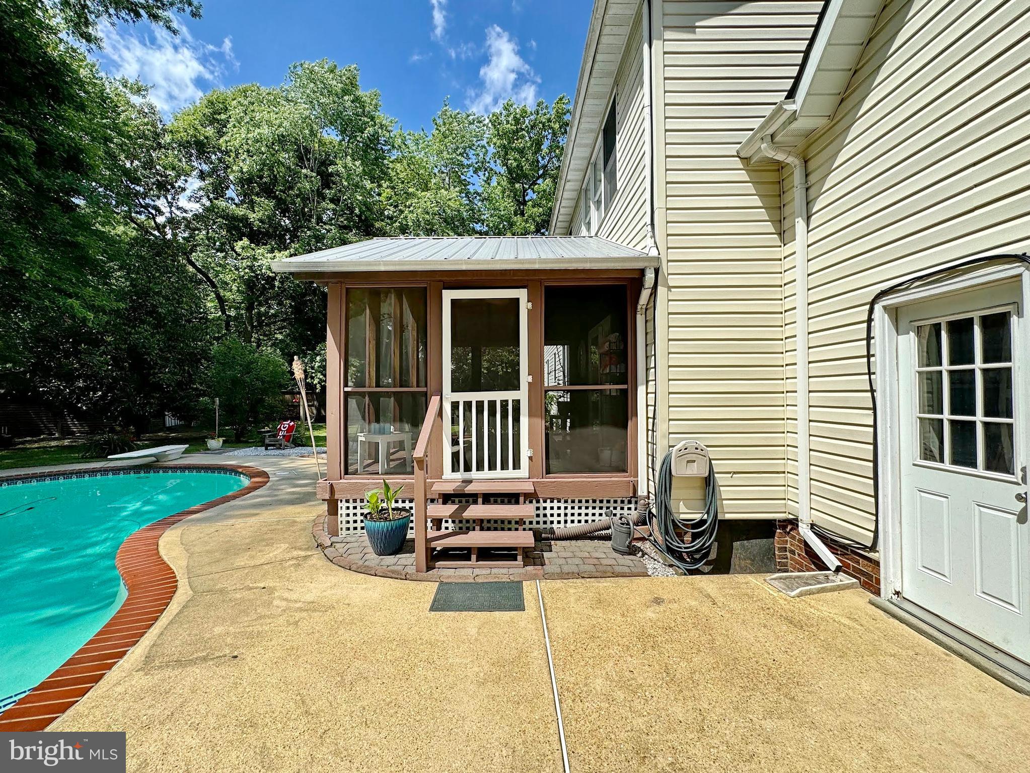 KINGS GRANT LA PLATA - Residential