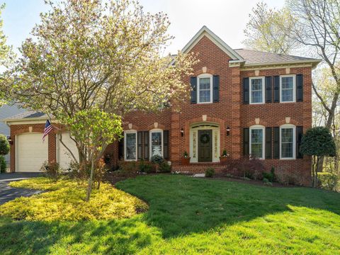 Photo of 12693 Valley Oaks Court, FAIRFAX, VA 22033 (MLS # VAFX2301750)