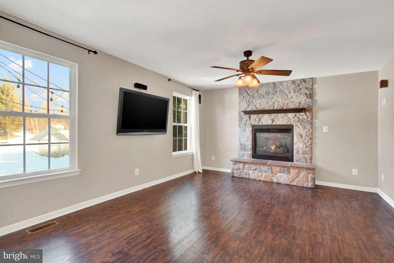 2040 WATERFALL DRIVE