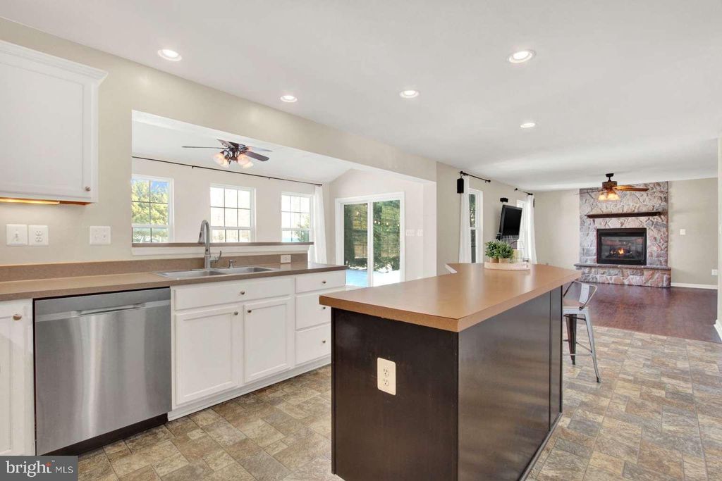 Photo of 2040 Waterfall Drive, HANOVER, PA 17331 (MLS # PAYK2087584)