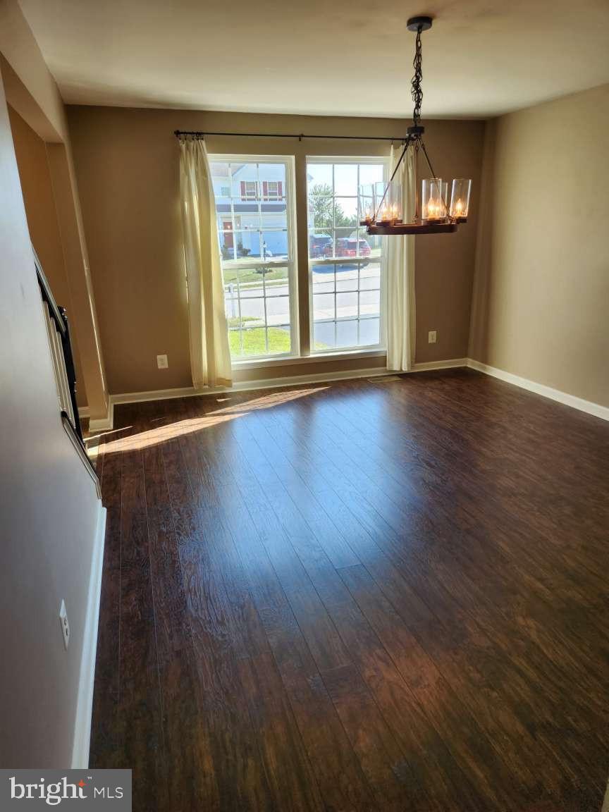 RESERVOIR HEIGHTS - Residential