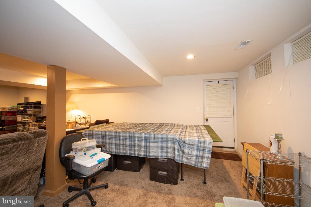 LONG BAR HARBOR - Residential