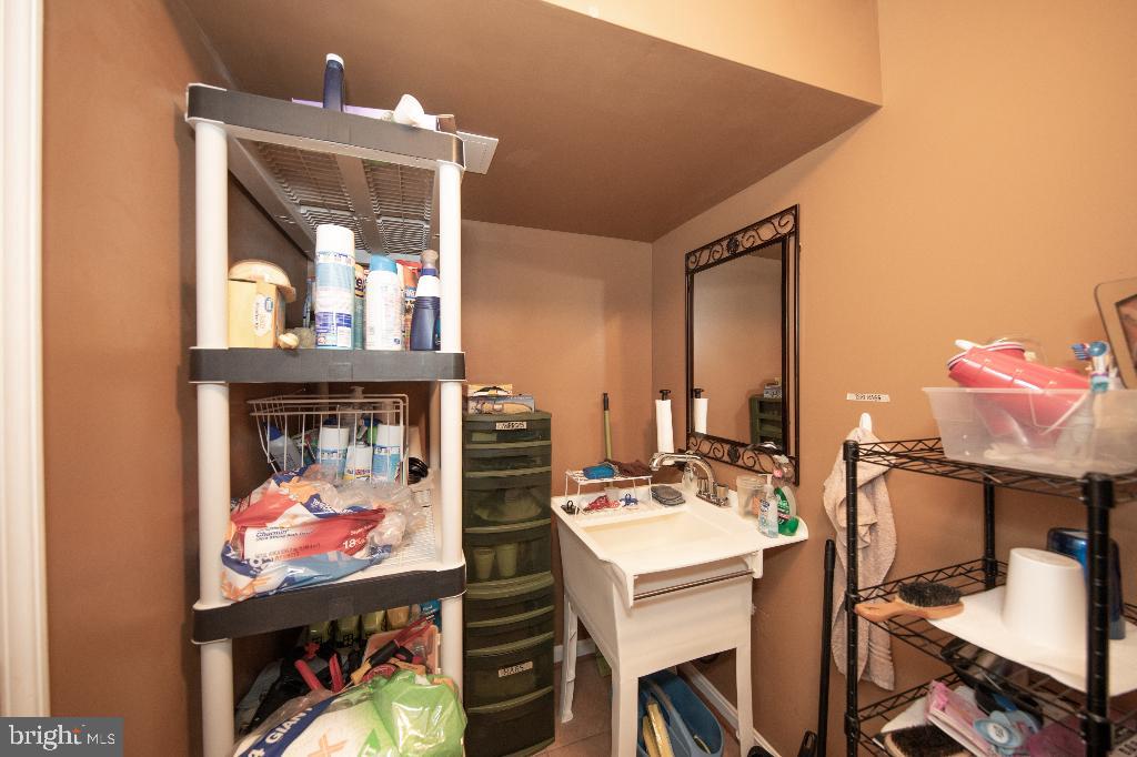 LONG BAR HARBOR - Residential