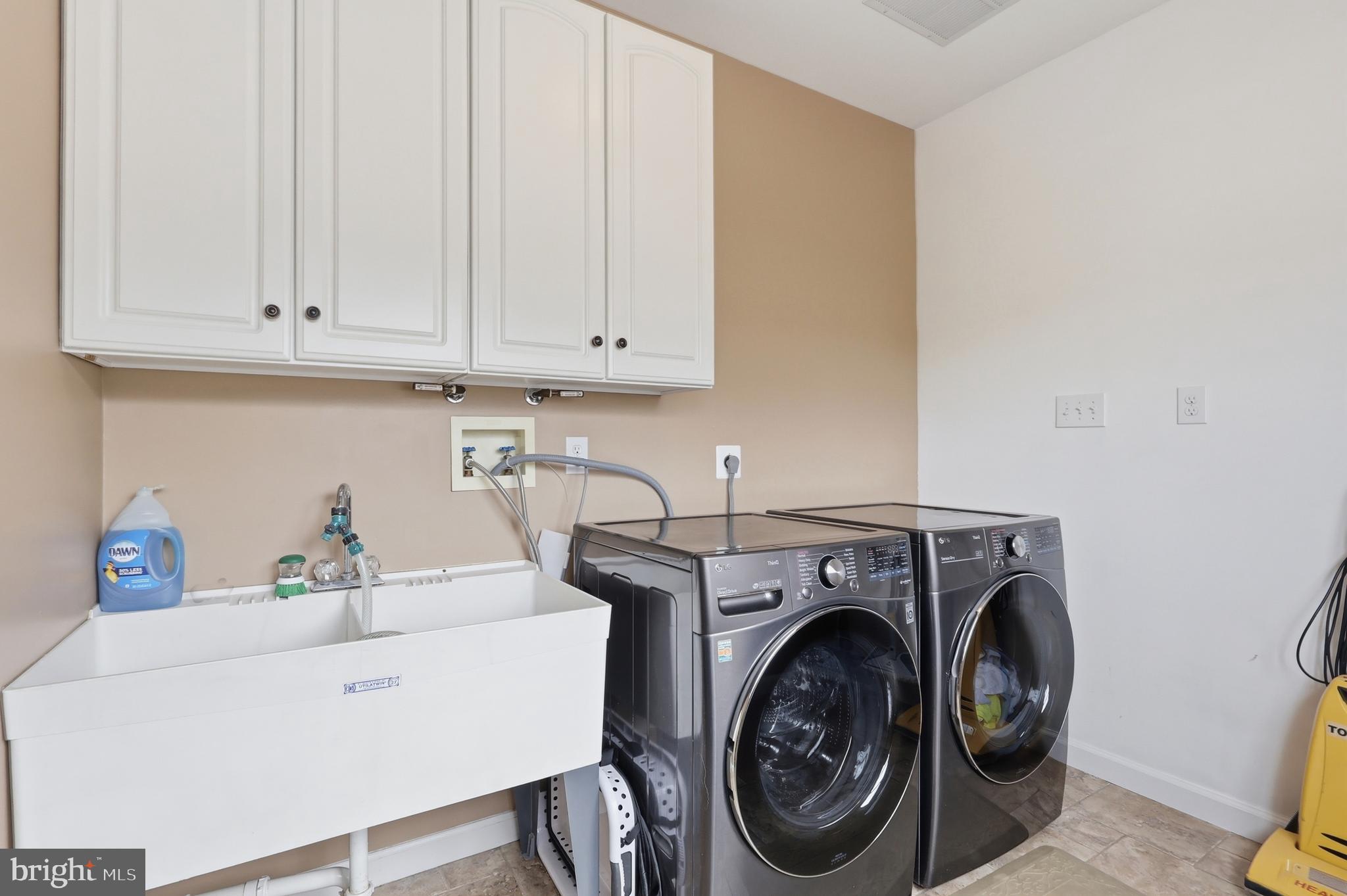 HIGHSPIRE - Residential