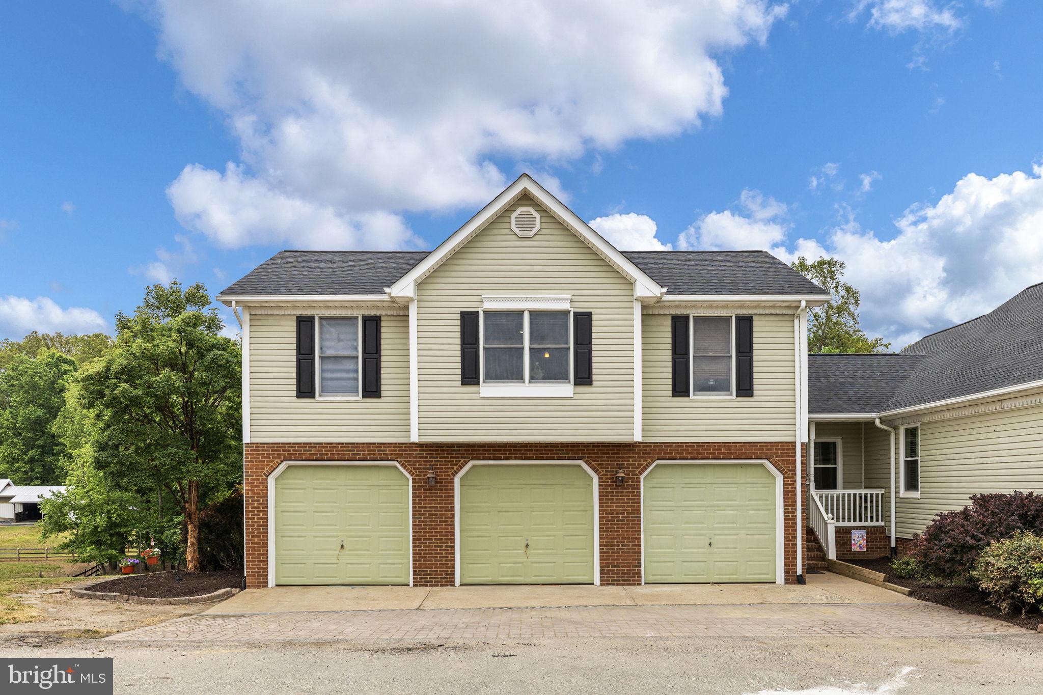 FLYTHE PROPERTY - Residential