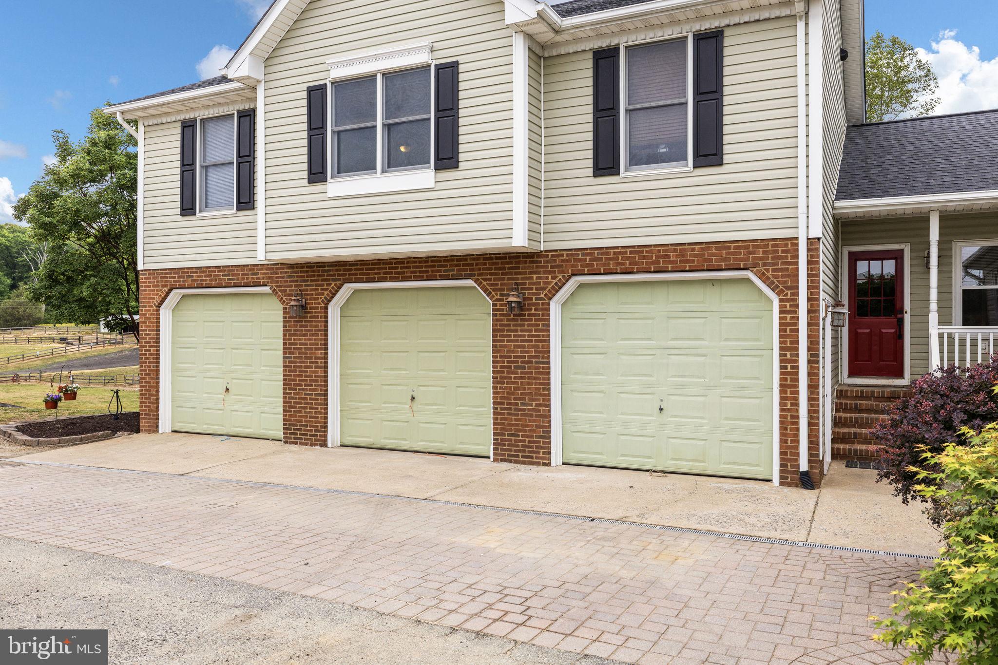 FLYTHE PROPERTY - Residential