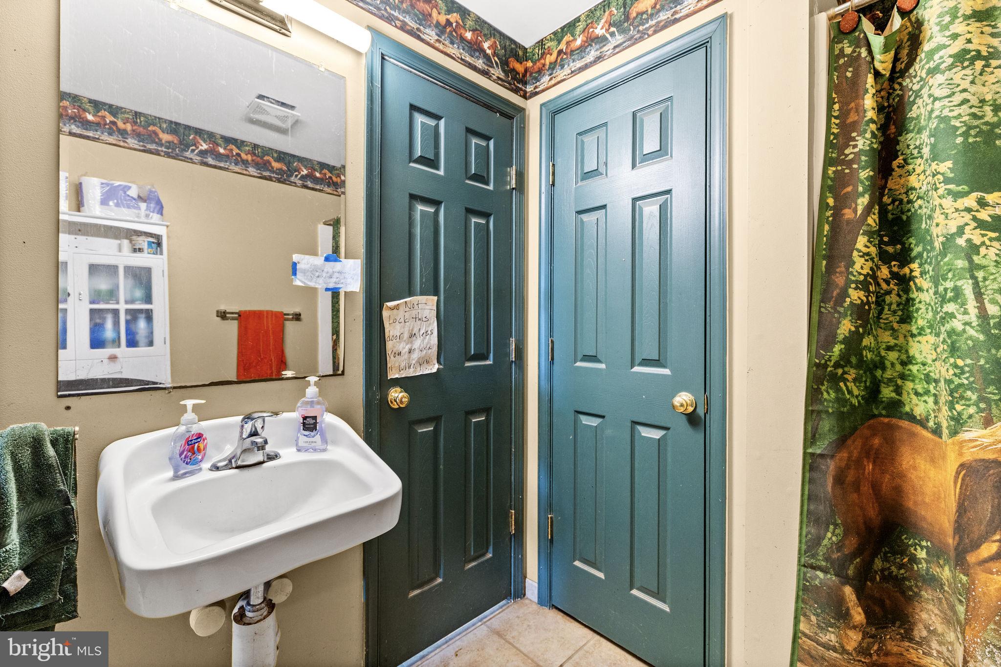 FLYTHE PROPERTY - Residential