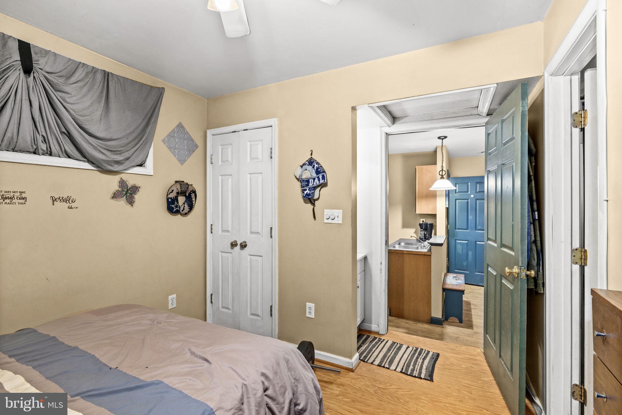 FLYTHE PROPERTY - Residential