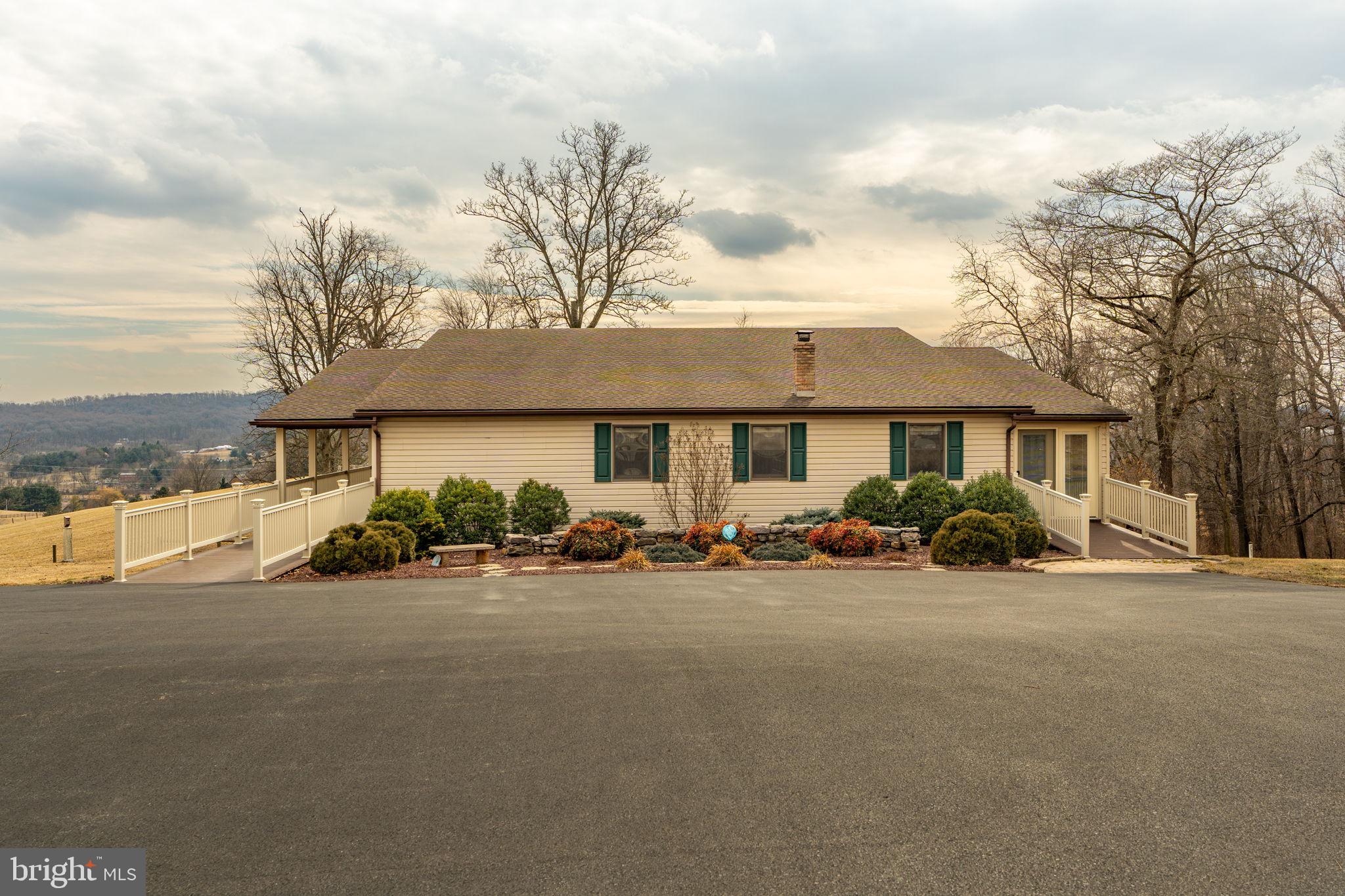 429 VALLEY VIEW ROAD