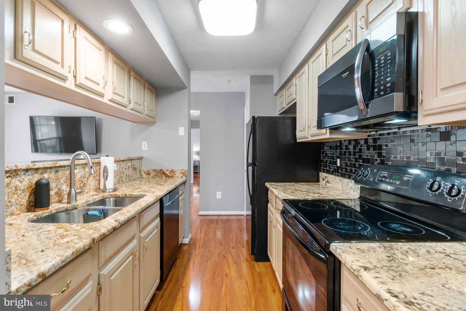 GREENSPRING EAST - Residential