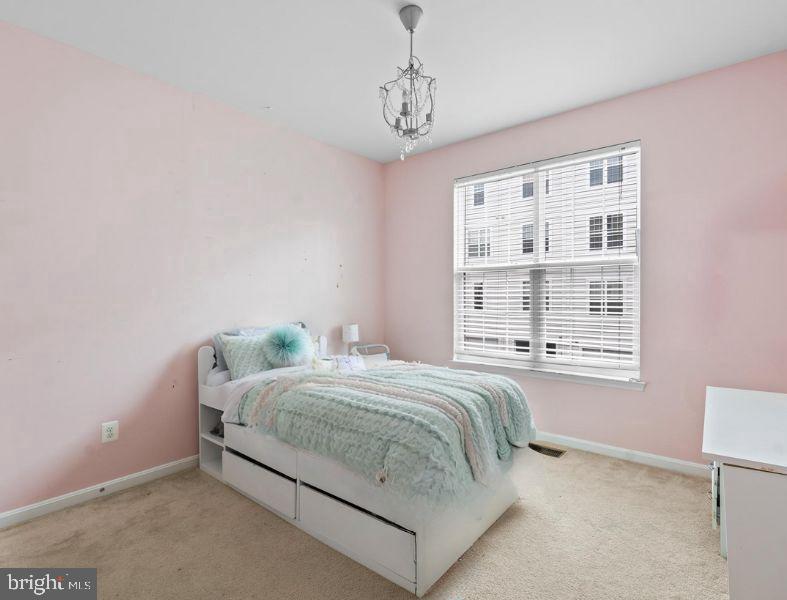 LEE SQUARE - Residential