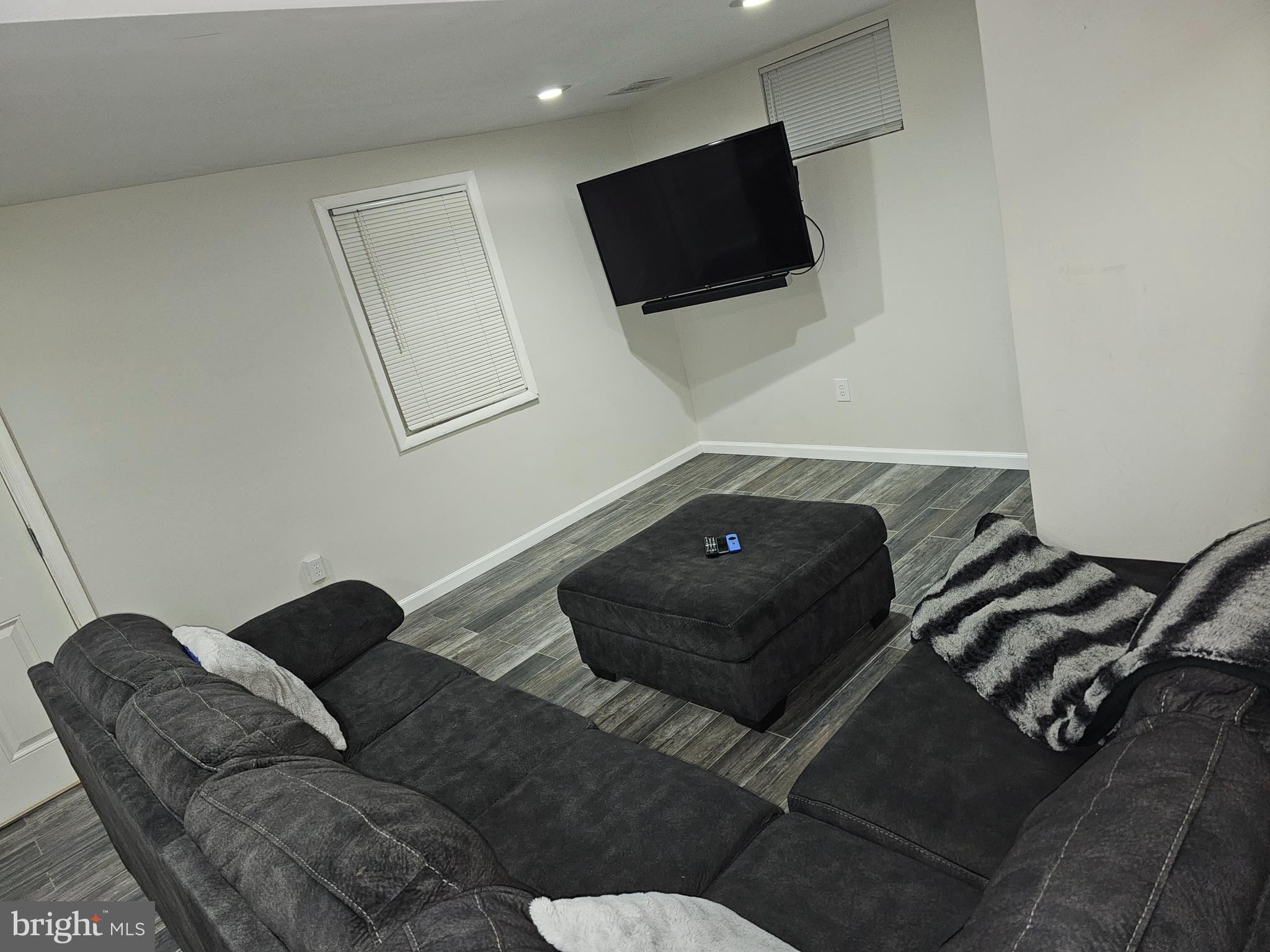 BRADBURY HEIGHTS - Residential