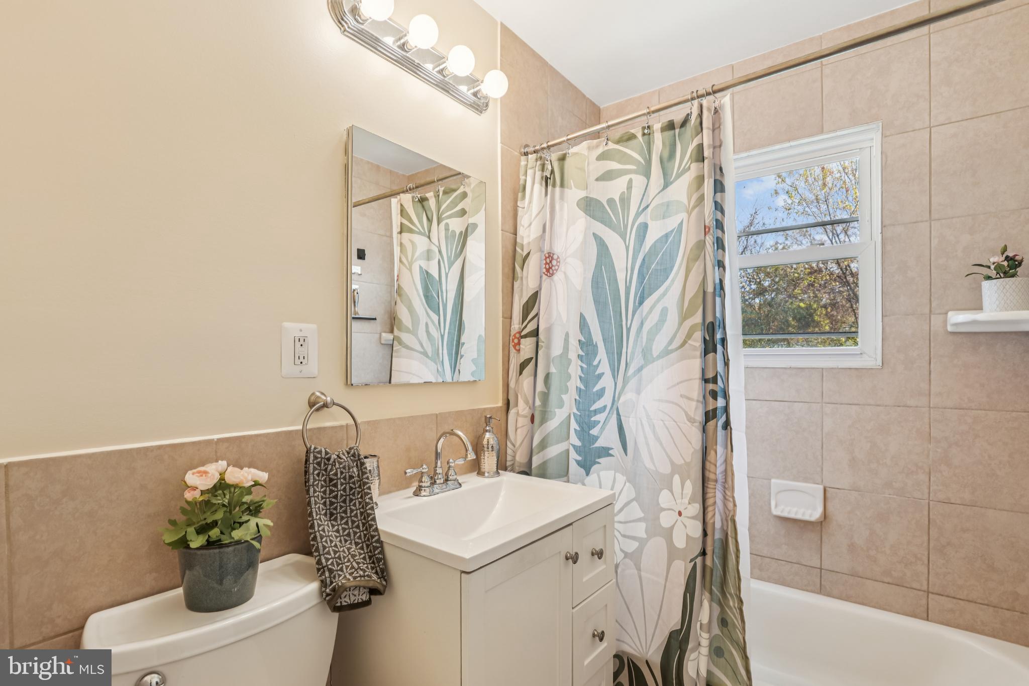 BURGUNDY ESTATES - Residential