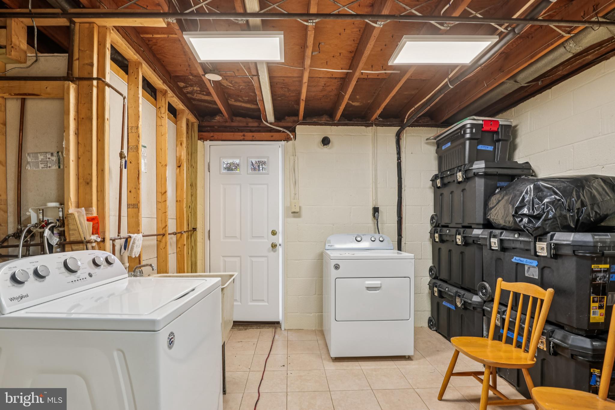 BURGUNDY ESTATES - Residential