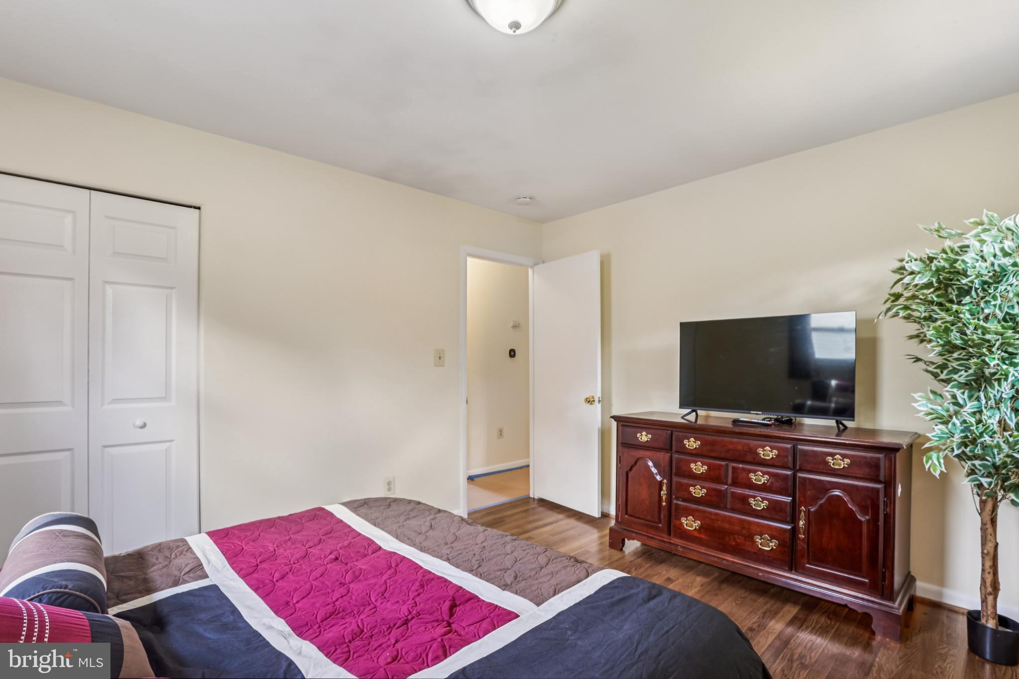 BURGUNDY ESTATES - Residential