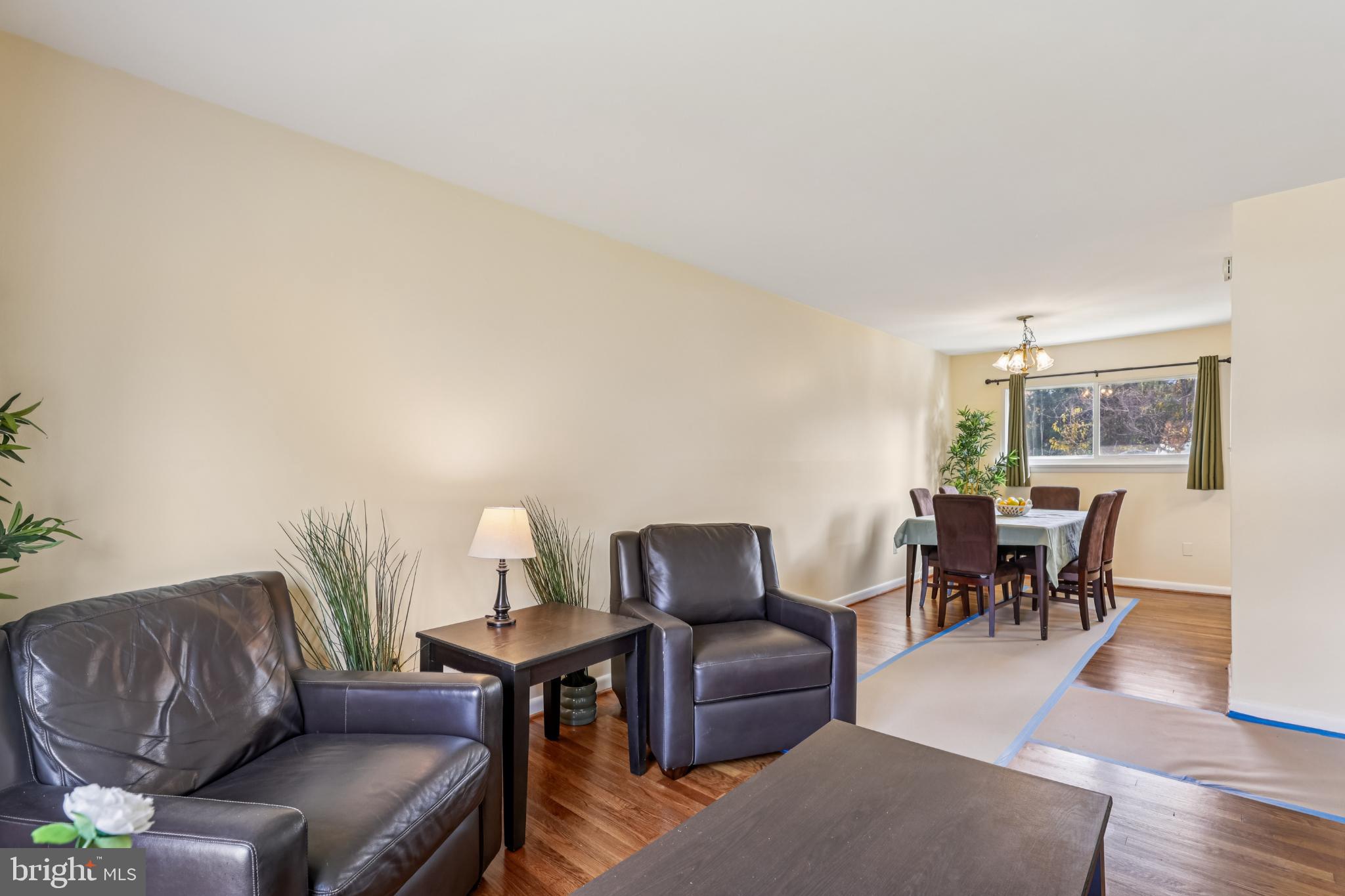 BURGUNDY ESTATES - Residential