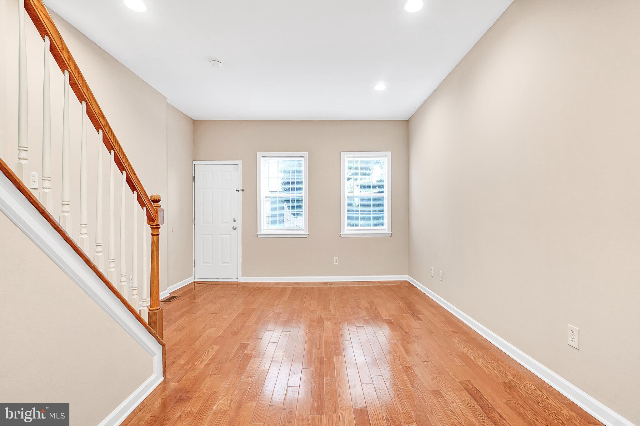 POINT BREEZE - Residential