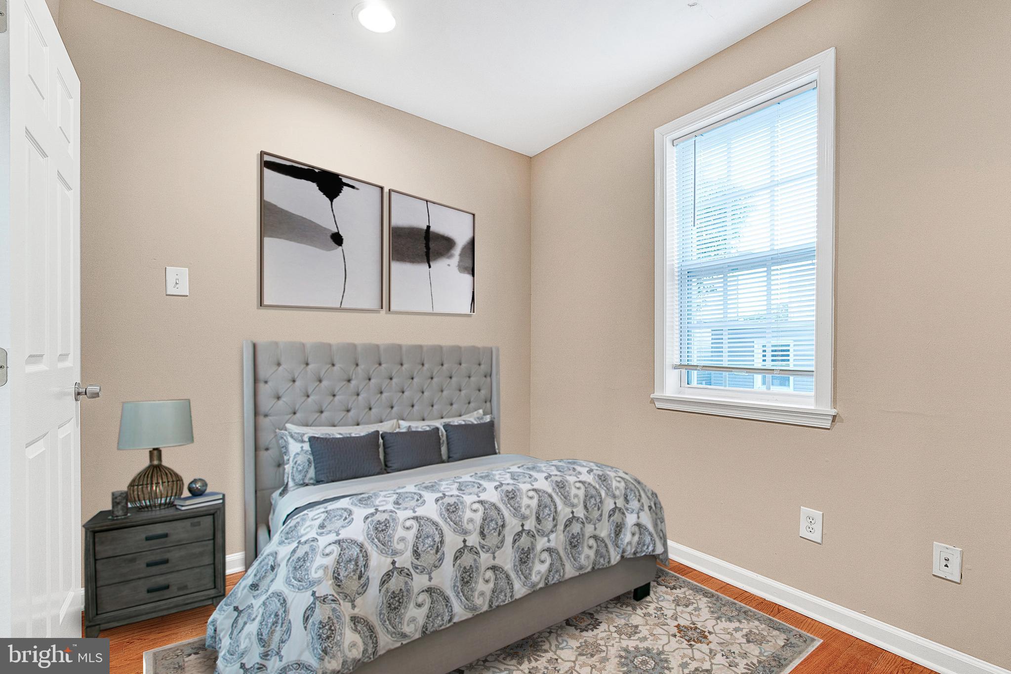 POINT BREEZE - Residential