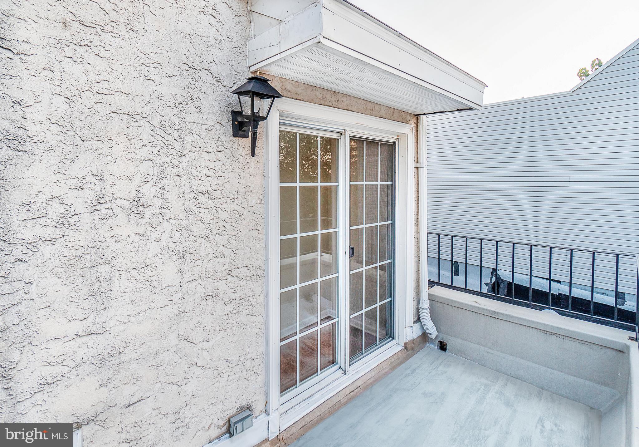 POINT BREEZE - Residential