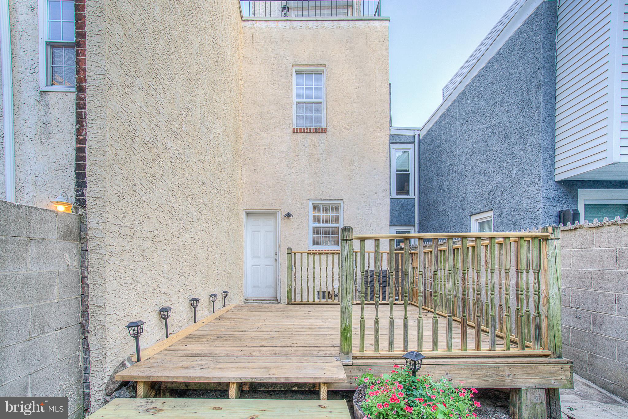 POINT BREEZE - Residential