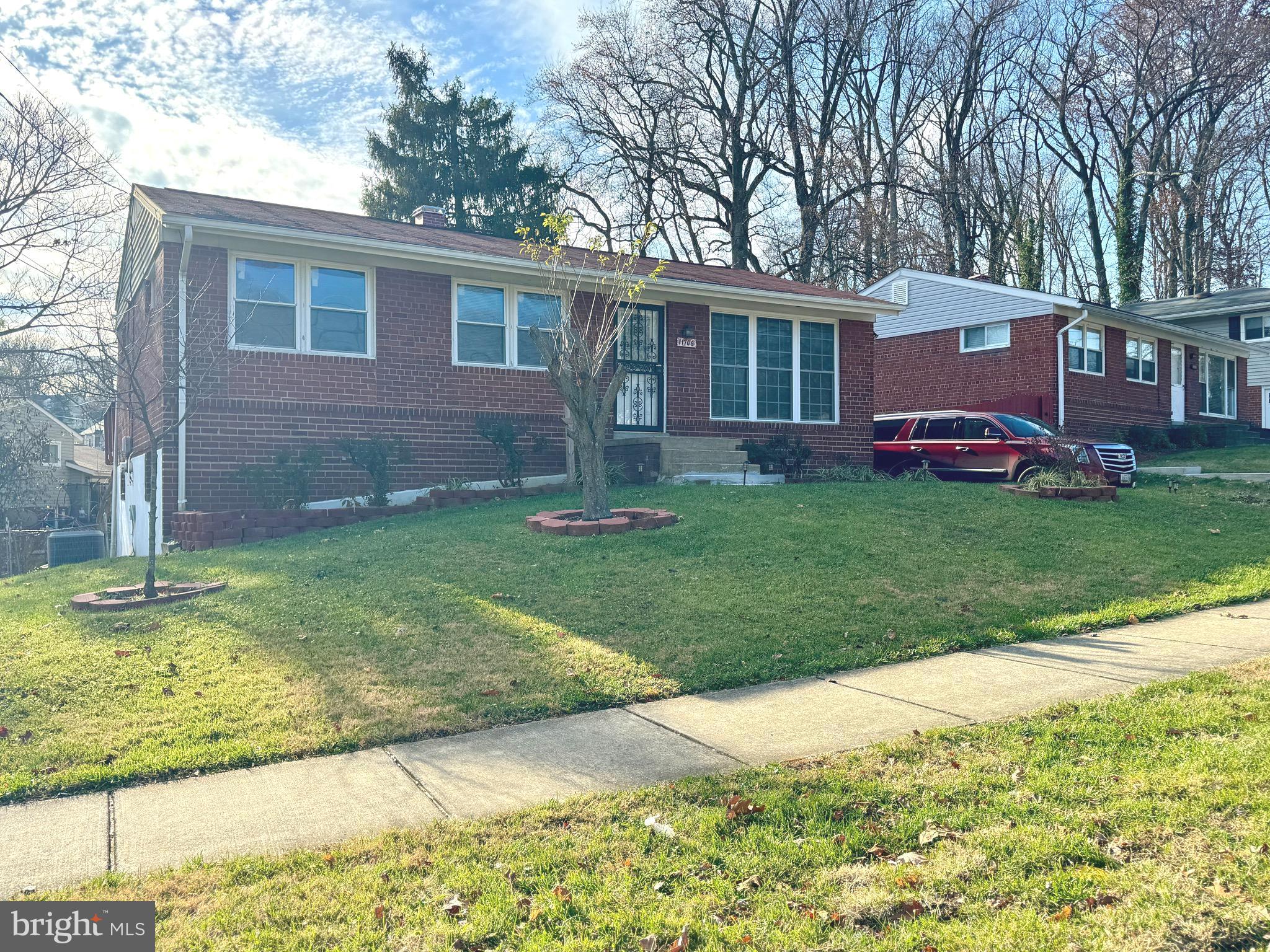 GARRETT FOREST - Residential