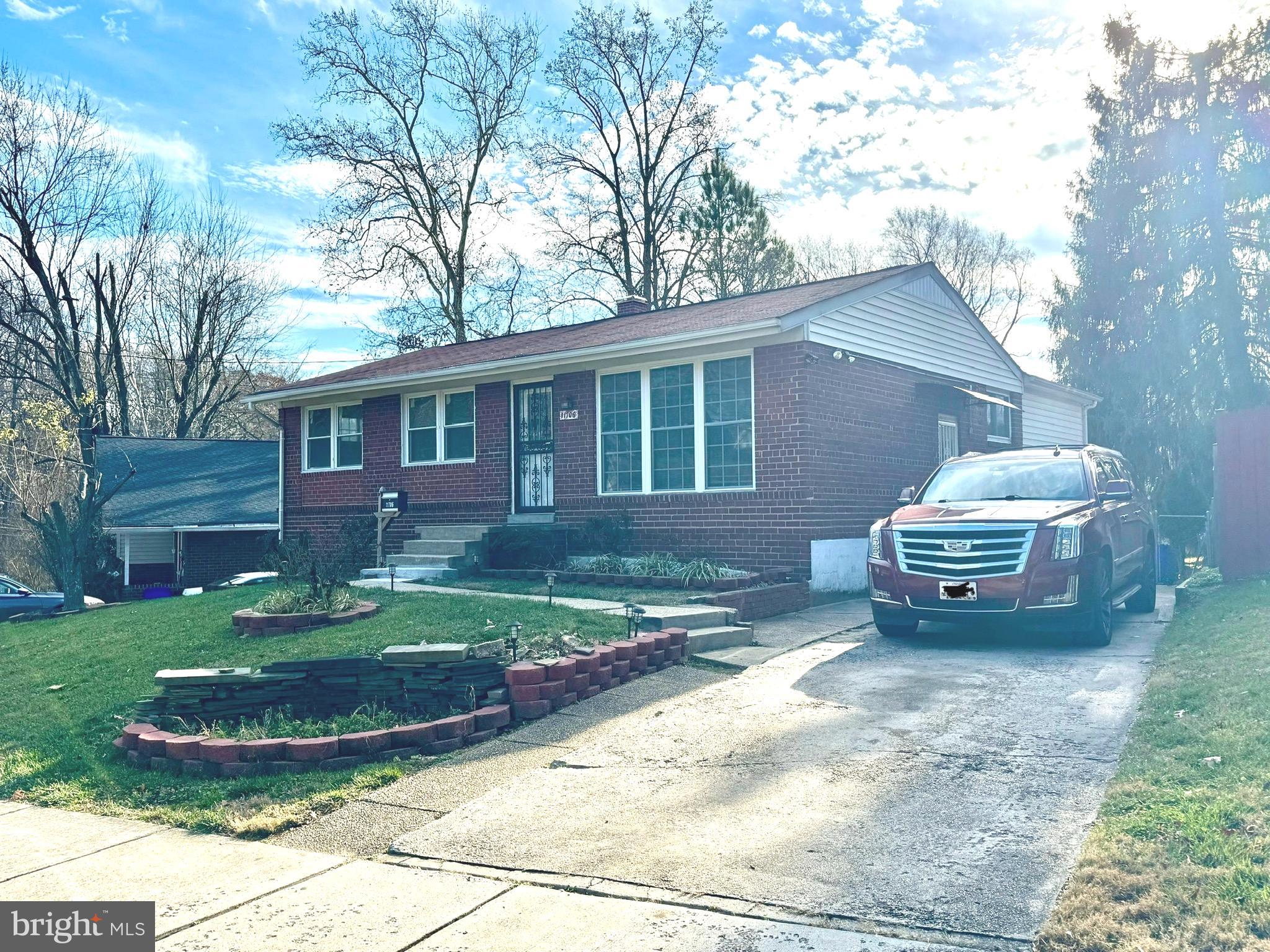 GARRETT FOREST - Residential
