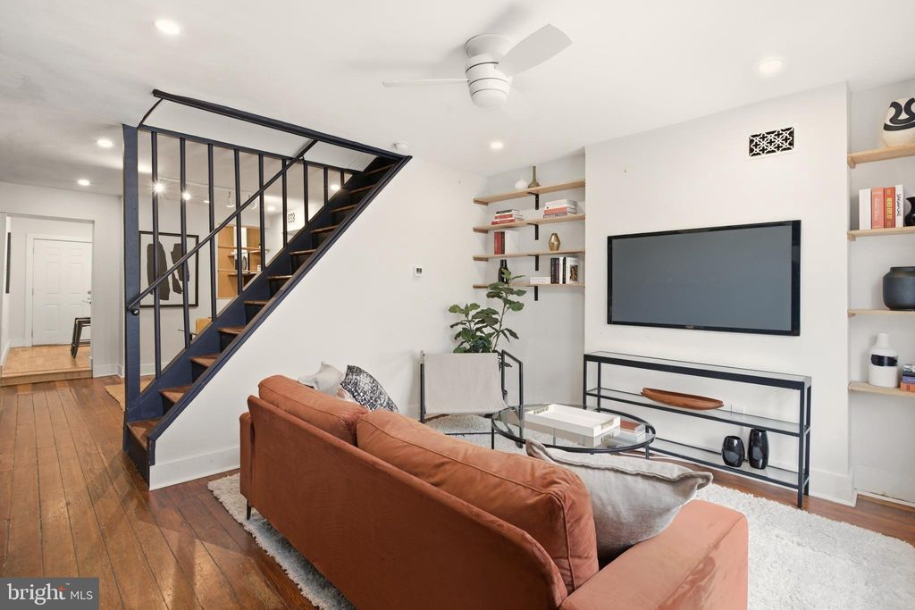 Photo of 5824 Knox Street, PHILADELPHIA, PA 19144 (MLS # PAPH2589780)