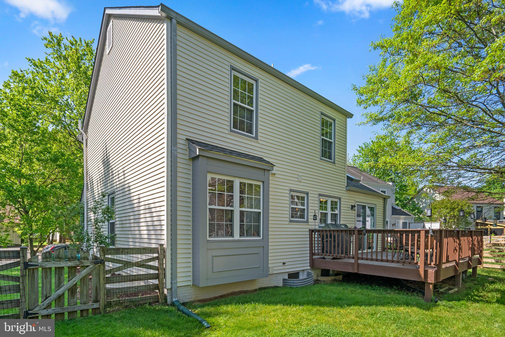 COUNTRYSIDE - Residential