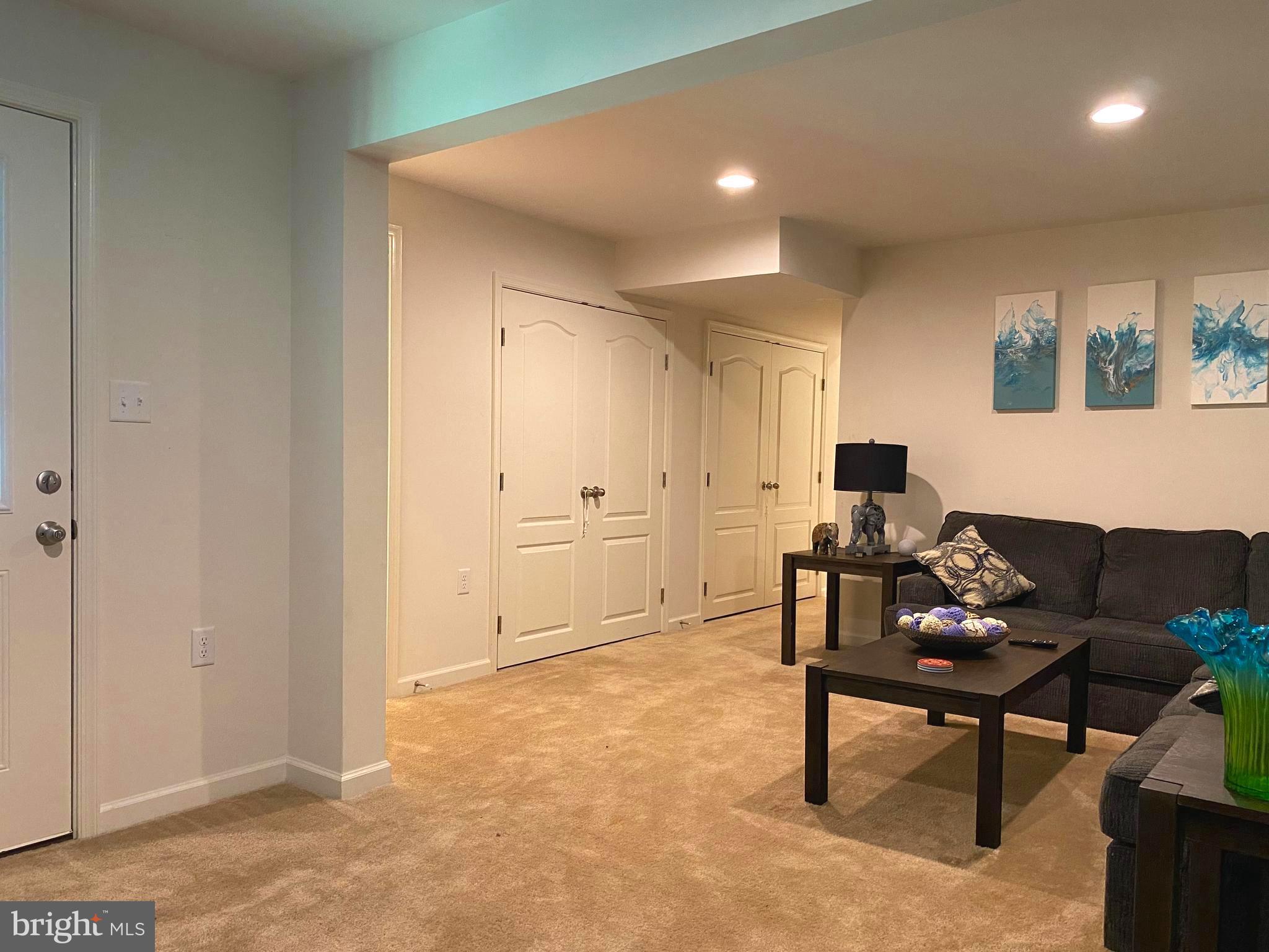 STONEBROOK VILLAGE - Residential