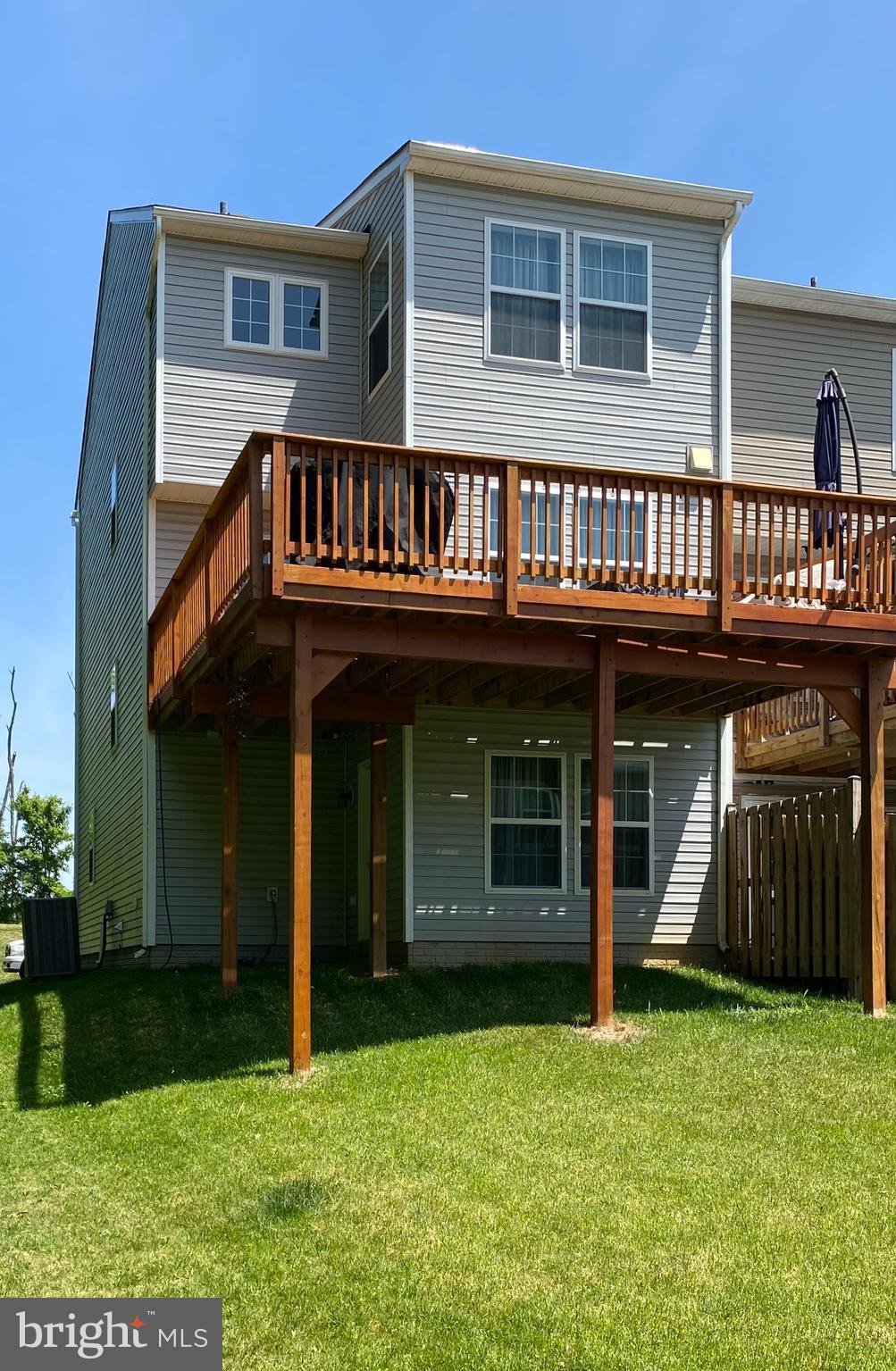 STONEBROOK VILLAGE - Residential