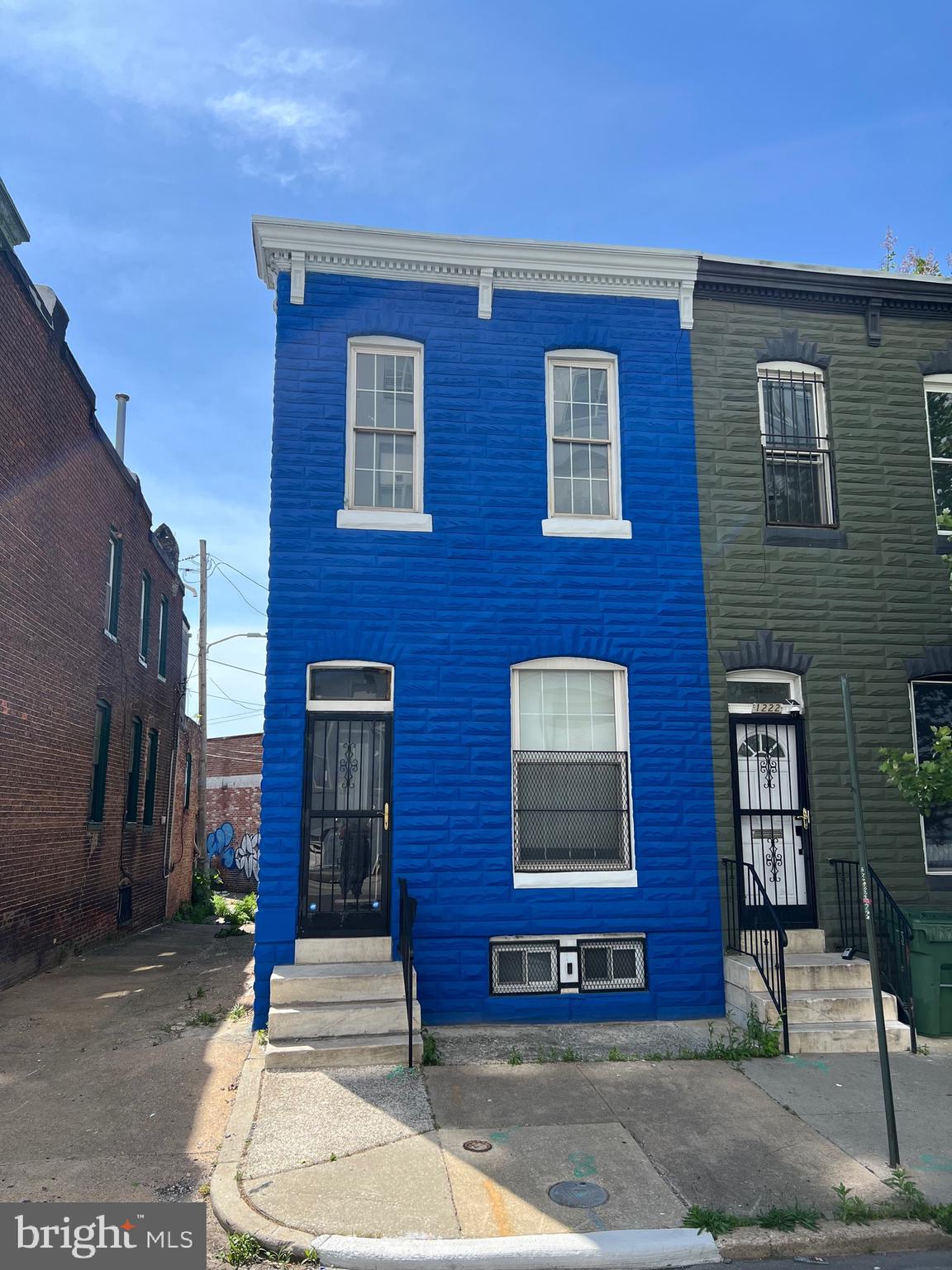 JOHNSTON SQUARE - Residential