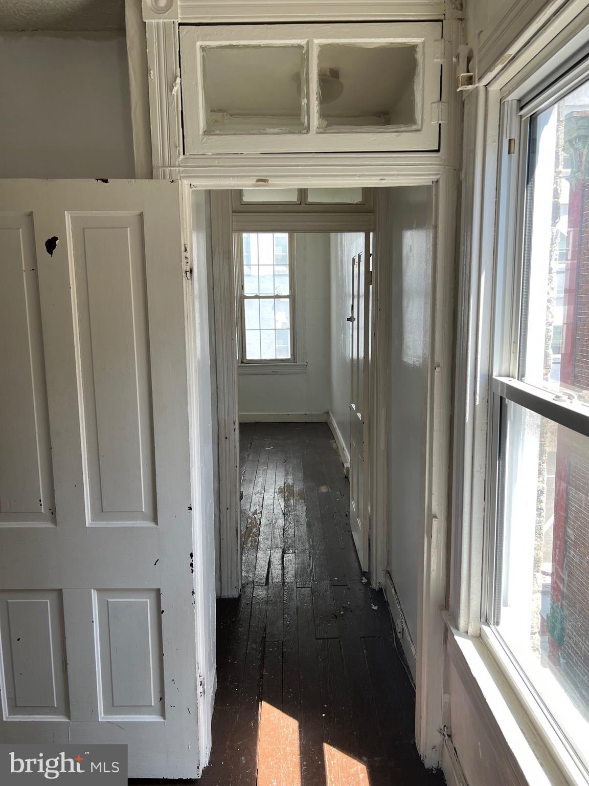 JOHNSTON SQUARE - Residential