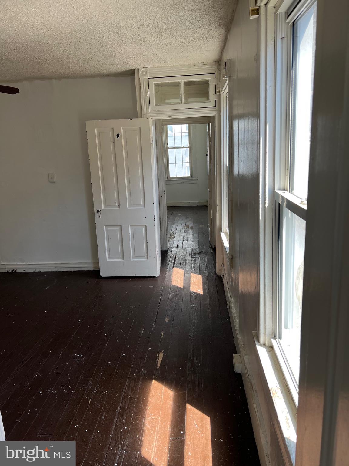 JOHNSTON SQUARE - Residential