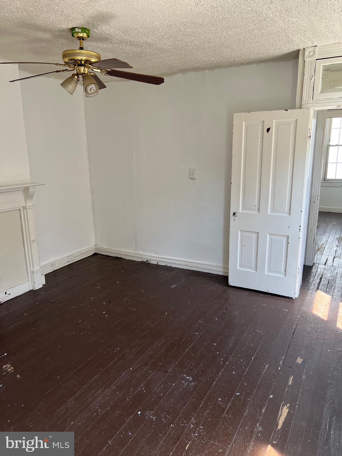 JOHNSTON SQUARE - Residential