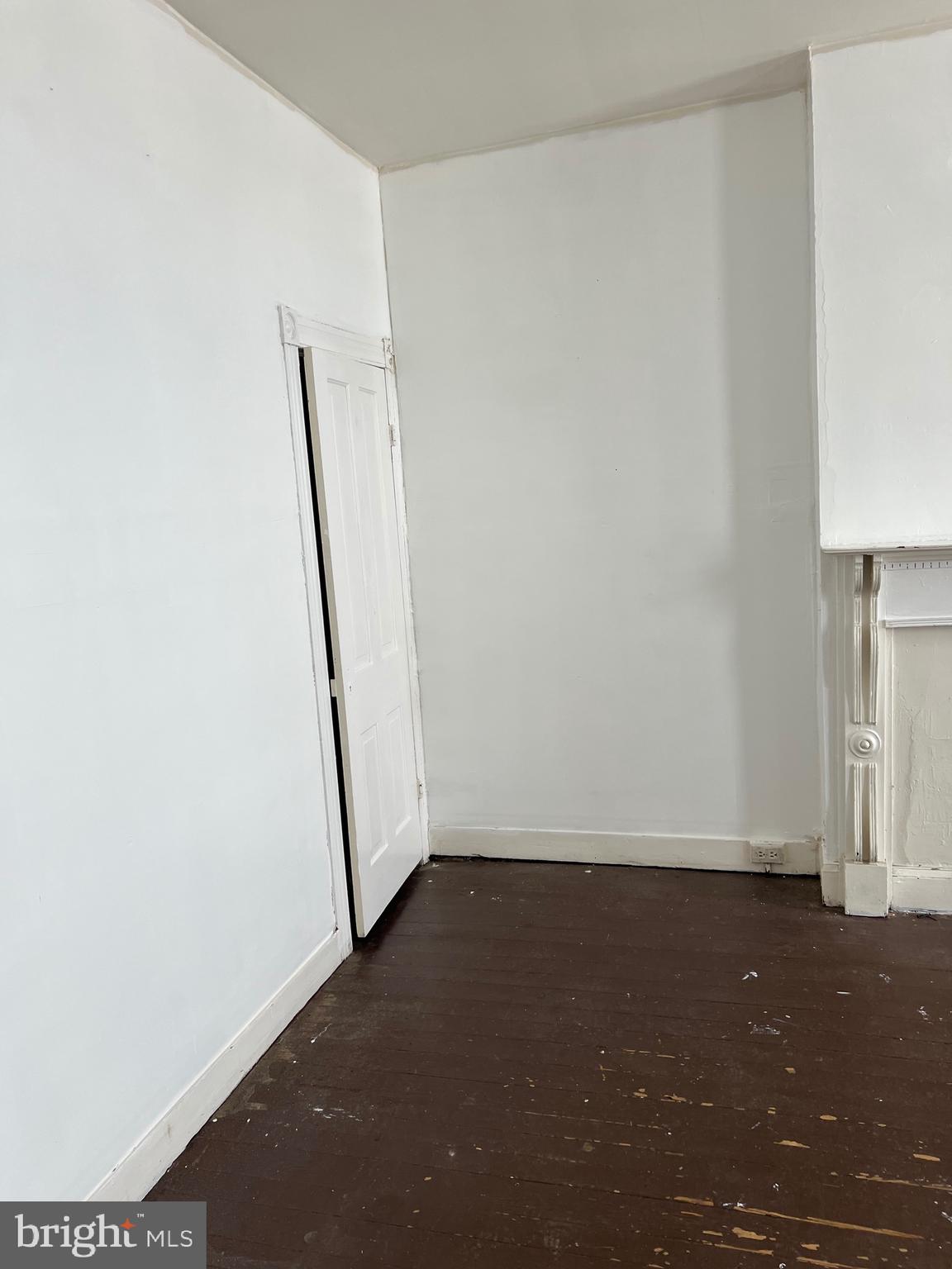 JOHNSTON SQUARE - Residential