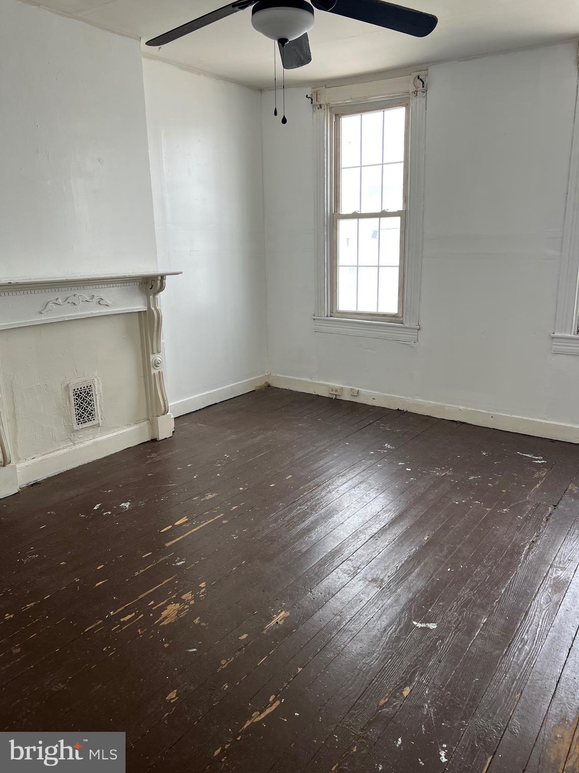 JOHNSTON SQUARE - Residential