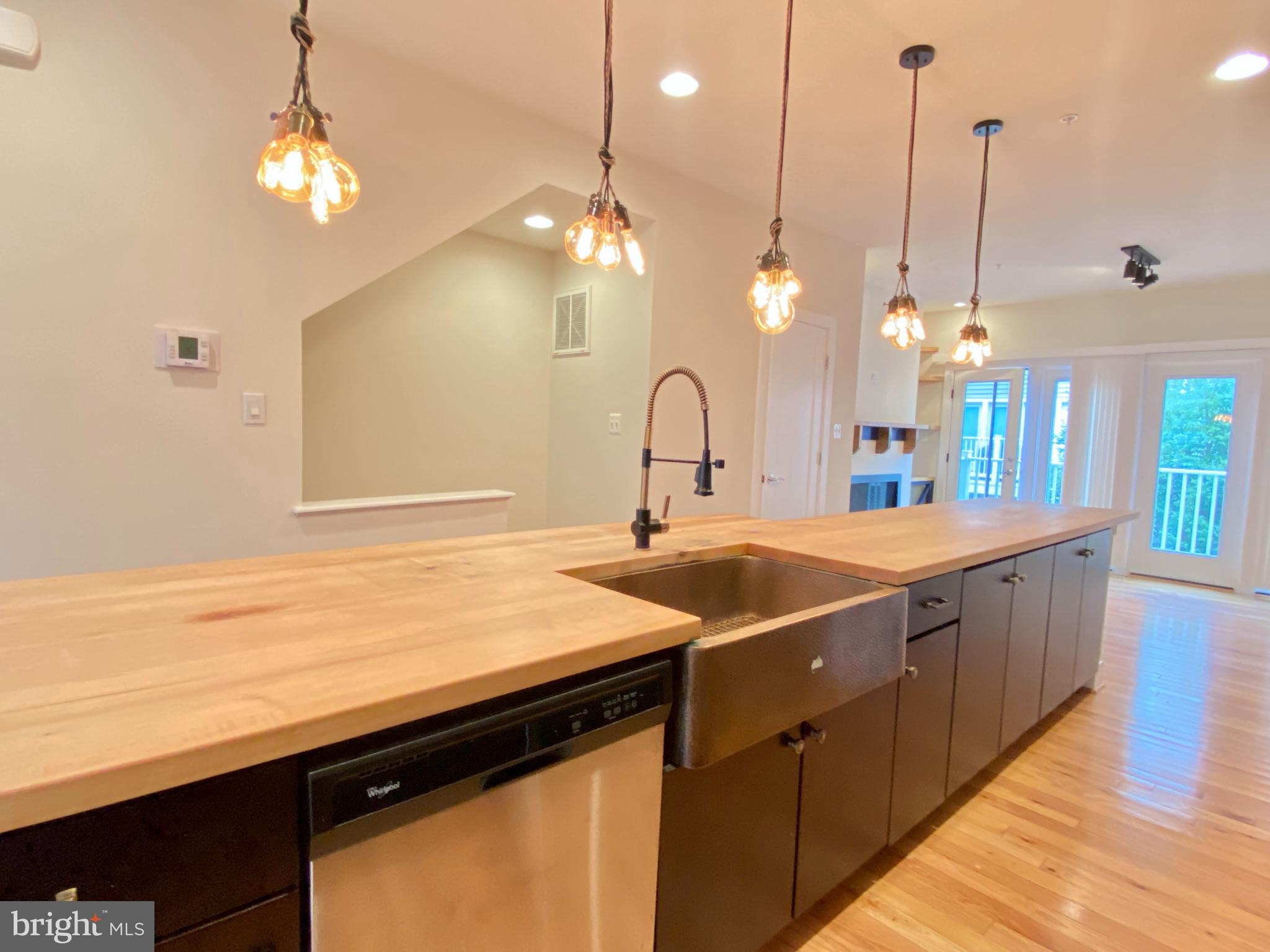 KING FARM IRVINGTON - Residential Lease