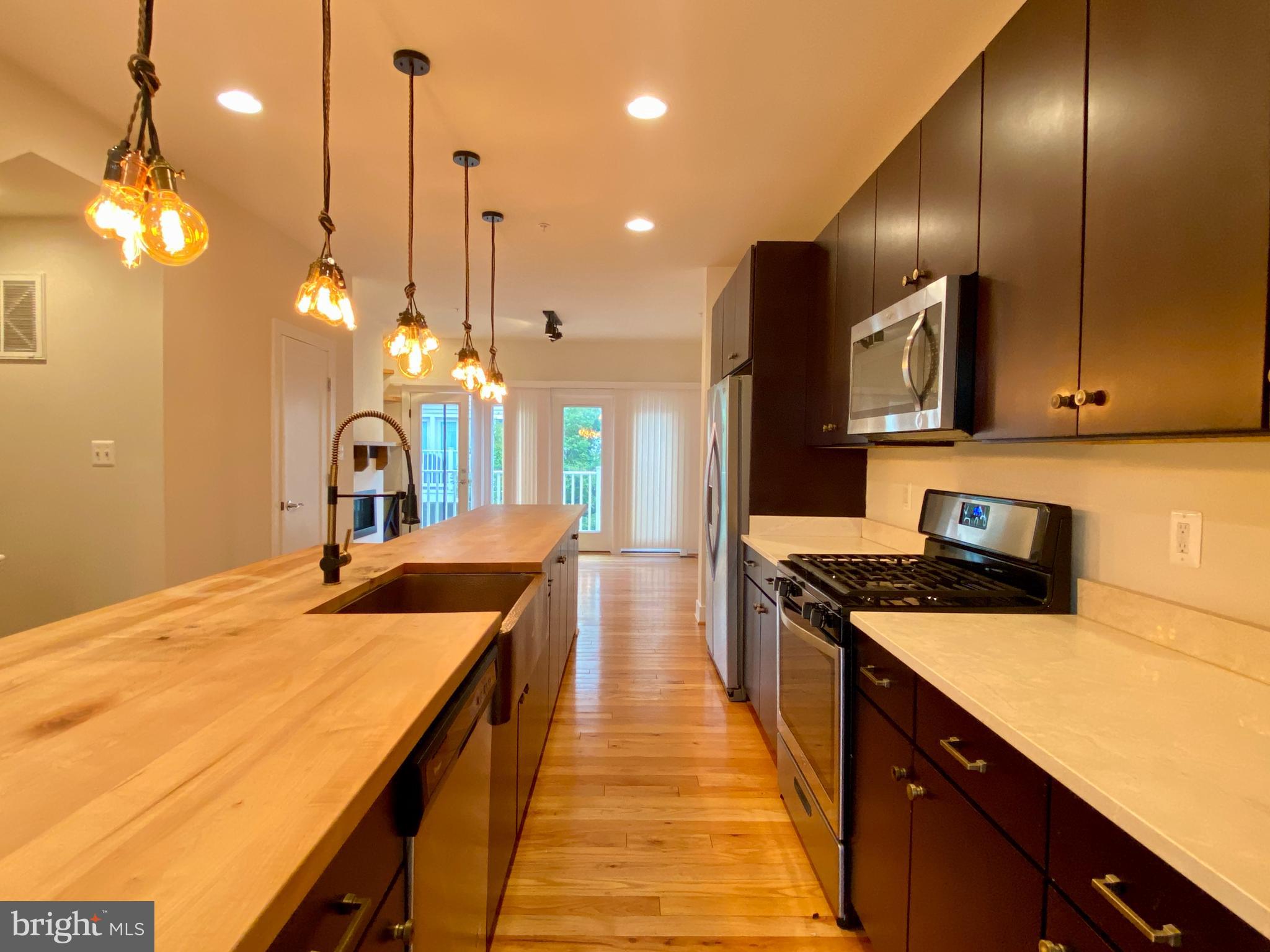 KING FARM IRVINGTON - Residential Lease