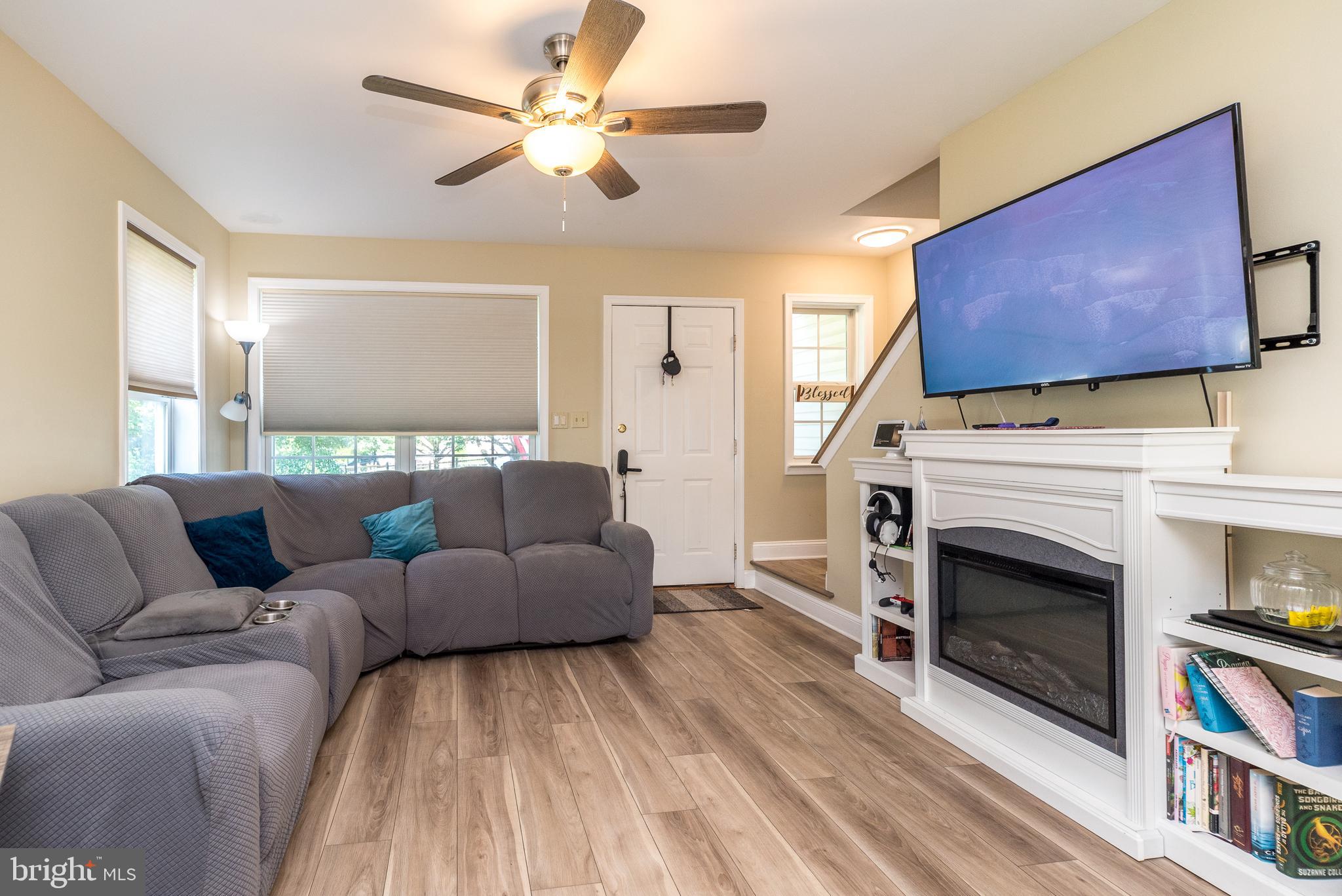1051 HEATHER LANE