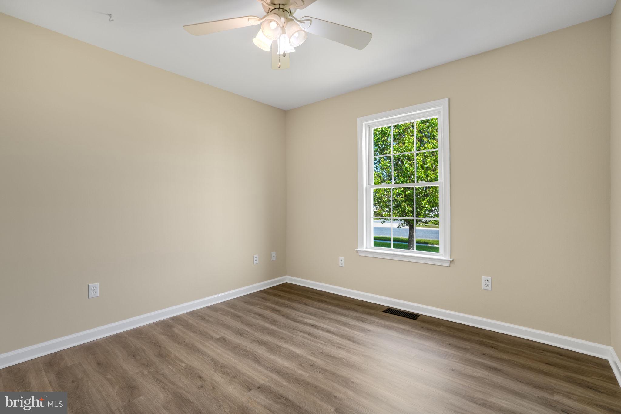 WOODLAND MANOR - Residential