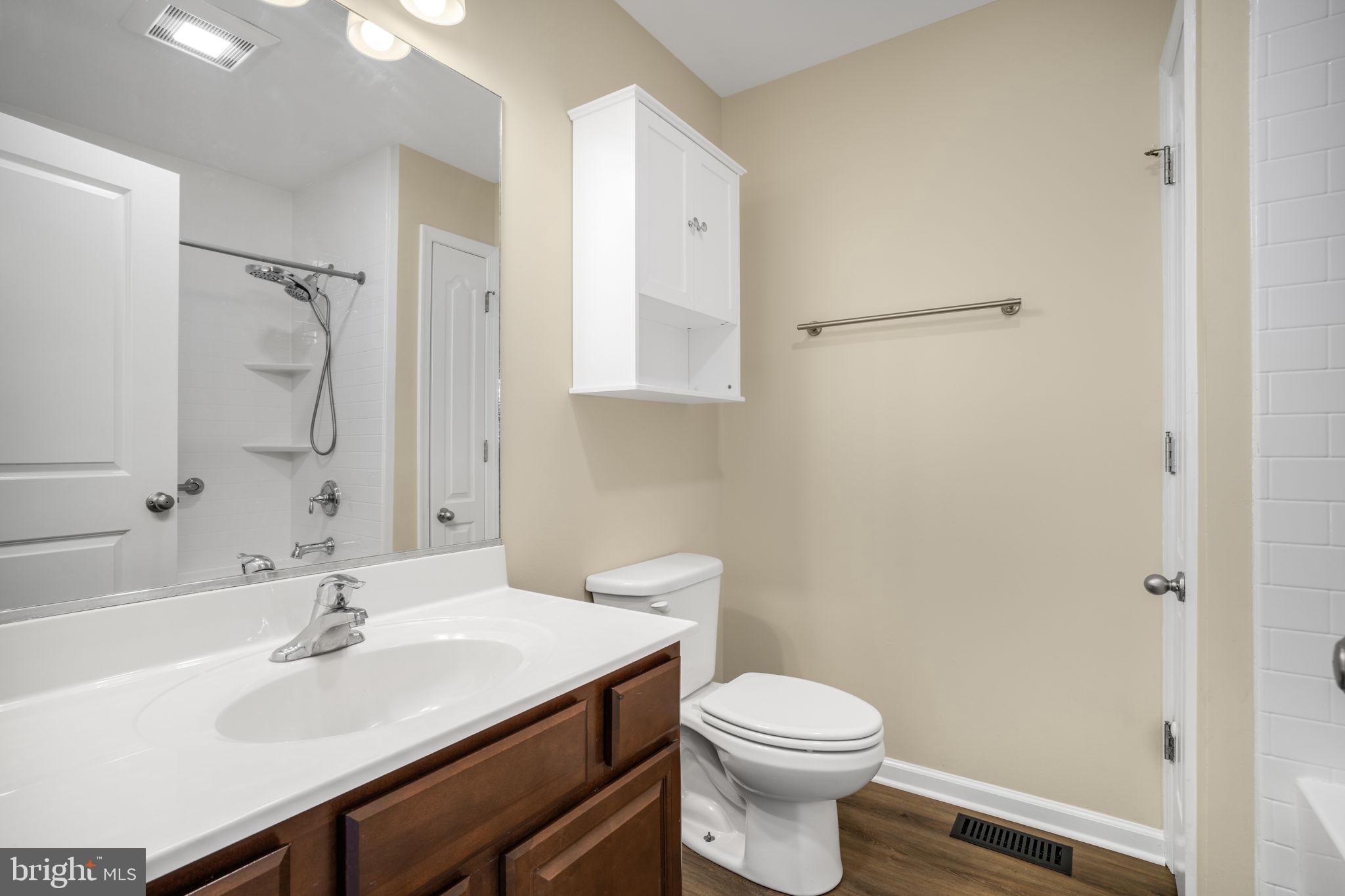 WOODLAND MANOR - Residential