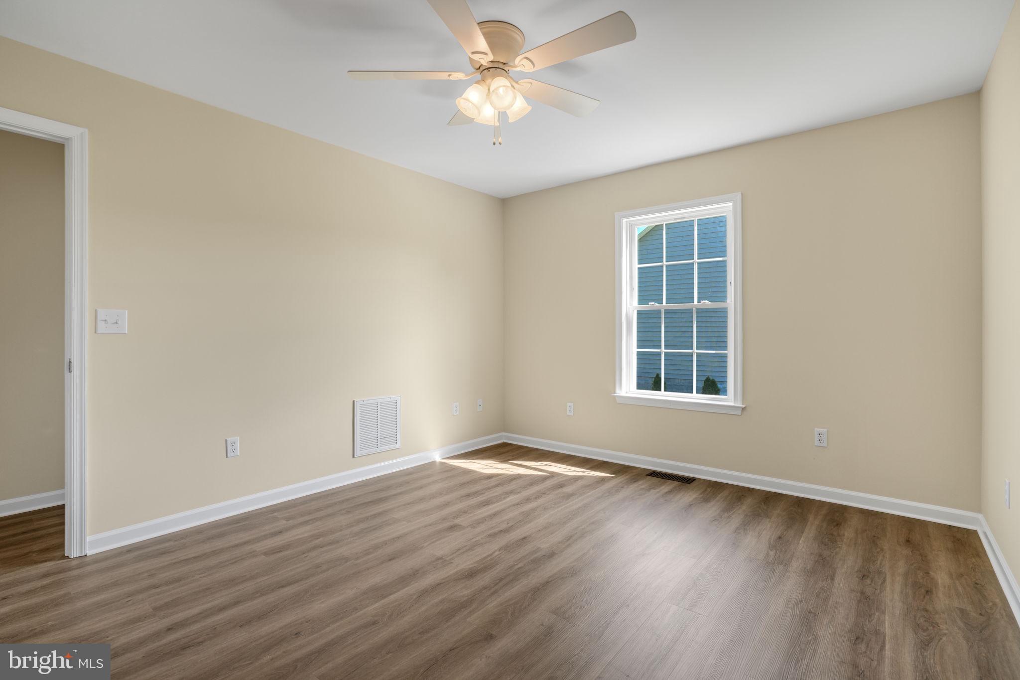 WOODLAND MANOR - Residential