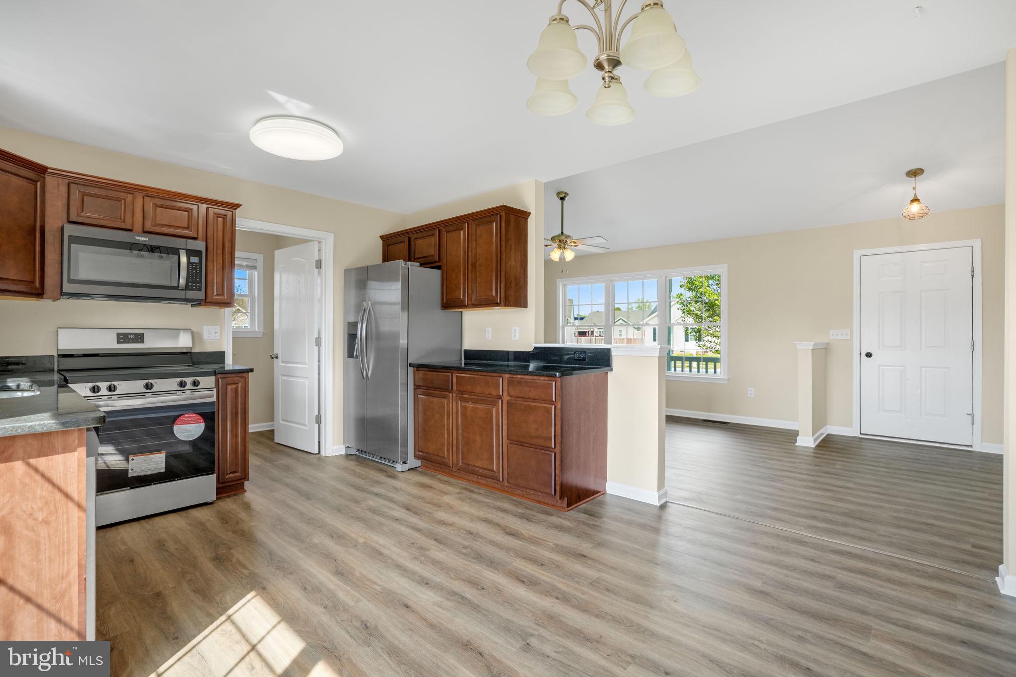 WOODLAND MANOR - Residential