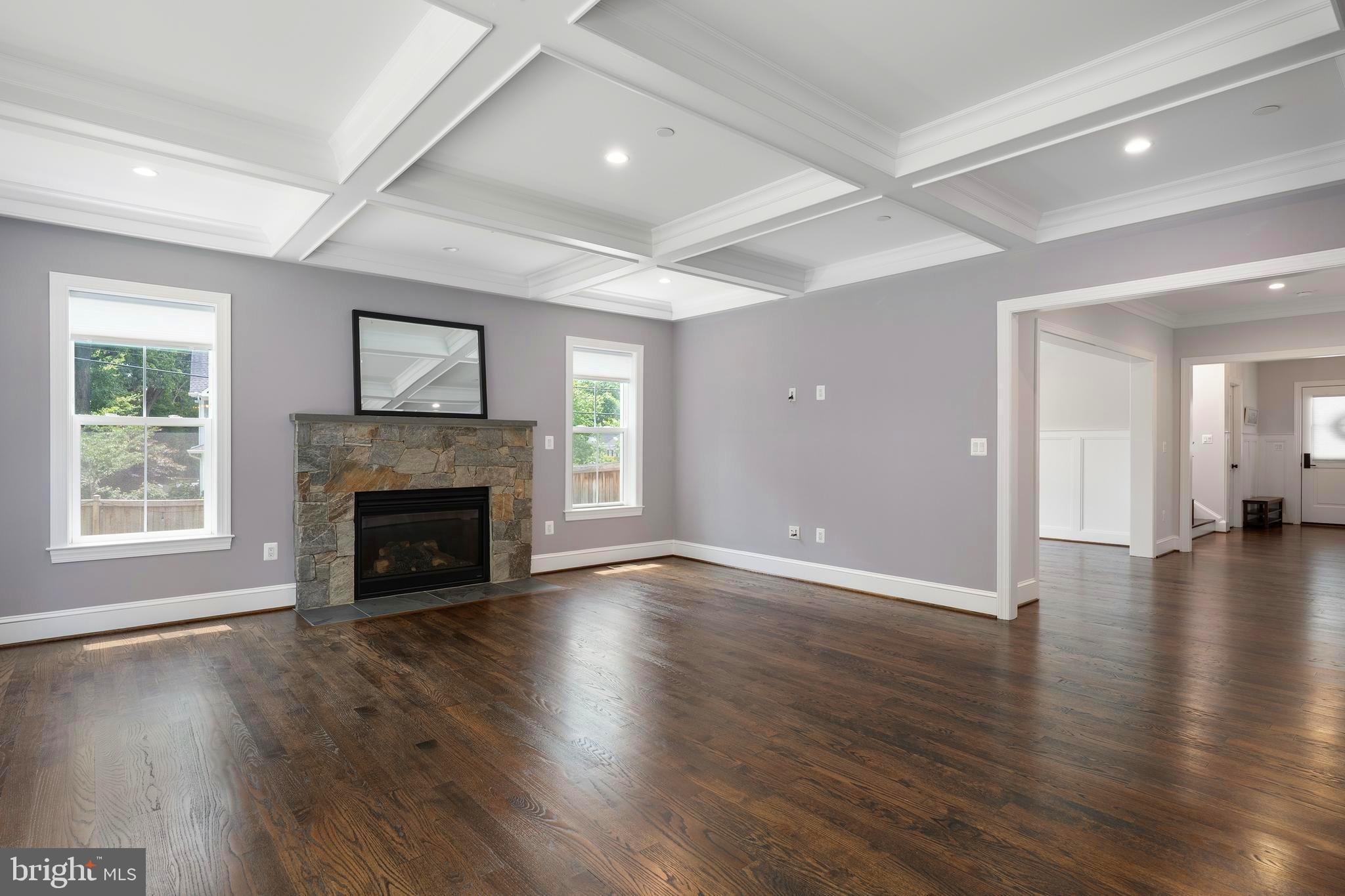 GREEN TREE MANOR - Residential