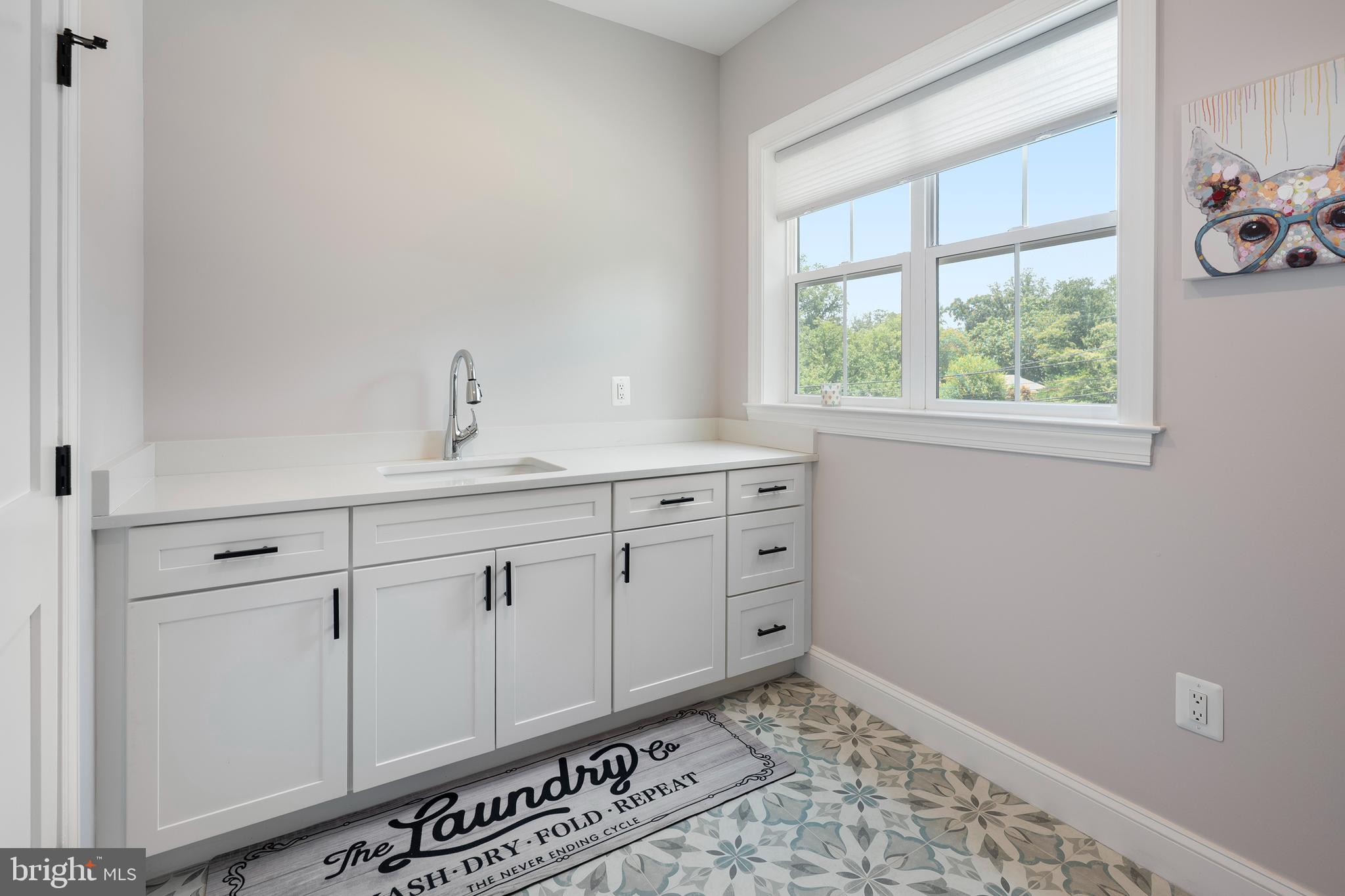 GREEN TREE MANOR - Residential