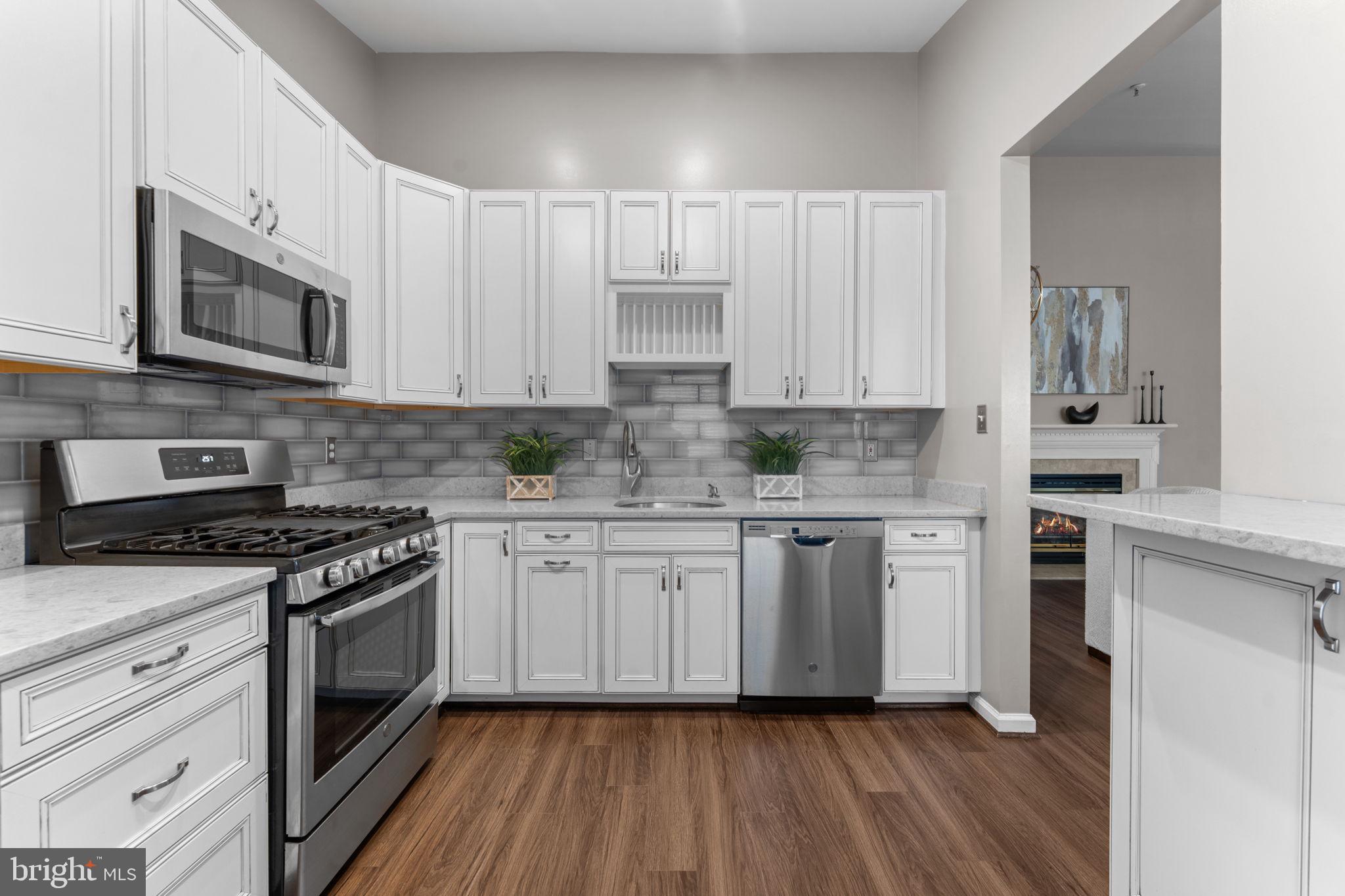 SOUTH MEADOWS - Residential